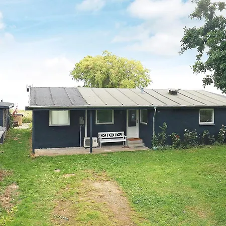 8 Person In Tranek R Holiday home Faebaek